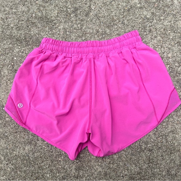 Lululemon Hotty Hot Low Rise Short 4" Sonic Pink - Picture 3 of 9